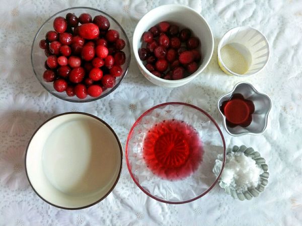 酸爽可口蔓越莓果冻奶