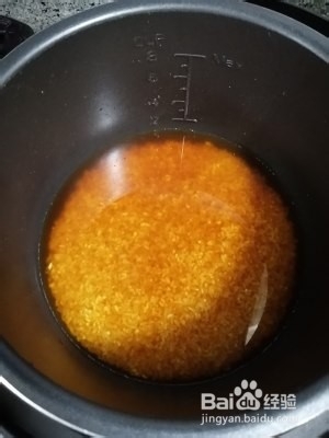 食补养生鸡肉香菇焖饭的做法