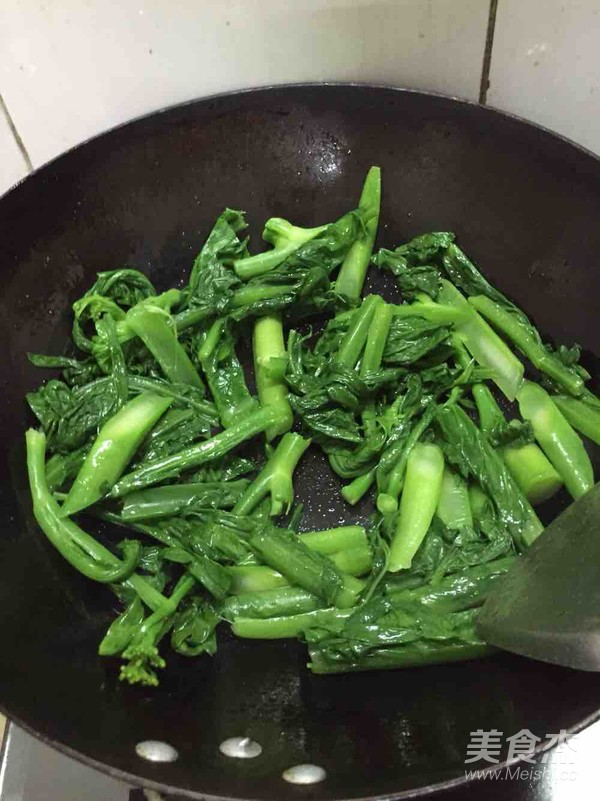 素炒芥菜心的做法