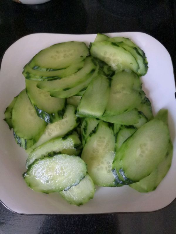 黄瓜黑木耳炒番茄鸡蛋