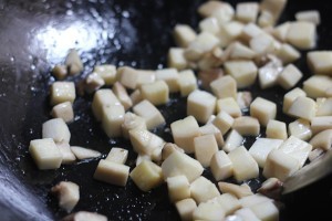 瘦肉炒杂蔬的做法
