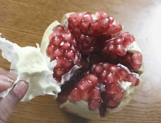 石榴的剥法