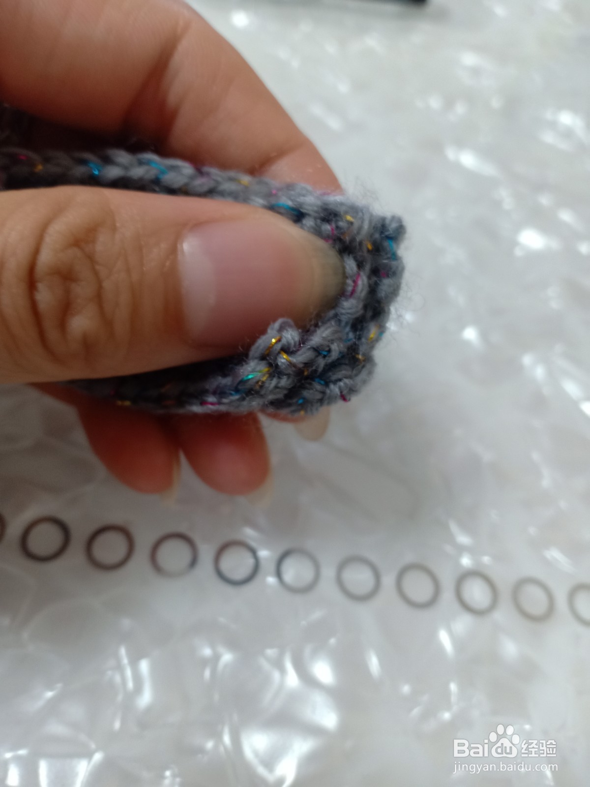 拼接流苏球织片的编织方法 上