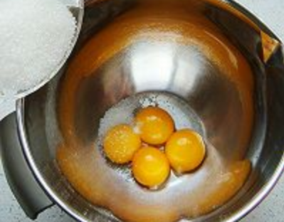 石榴能和鸡蛋一起吃吗
