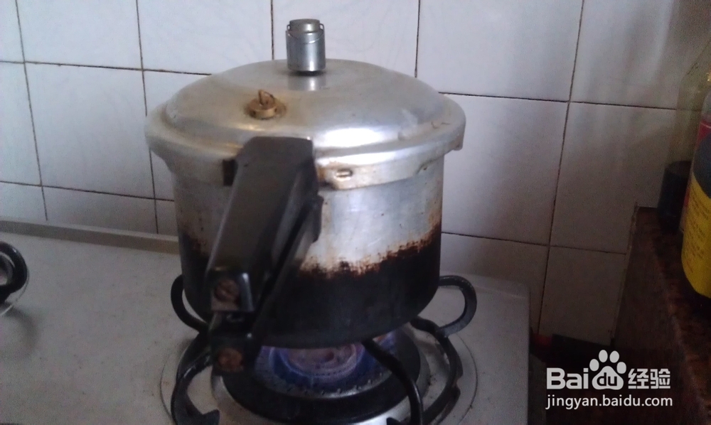 药膳汤水美容强身--黄芪当归羊肉汤