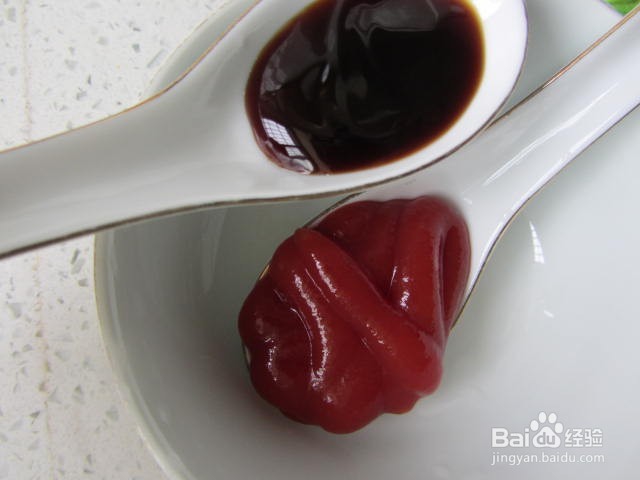 简单美味的腊肠披萨怎么做