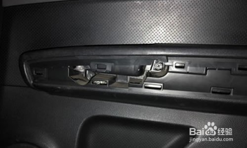 汽车门锁从里面打不开怎么办