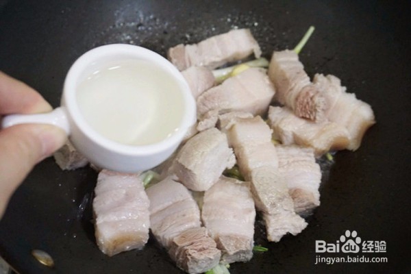 红烧肉,不用炒糖色,吃一口满嘴醇香的做法