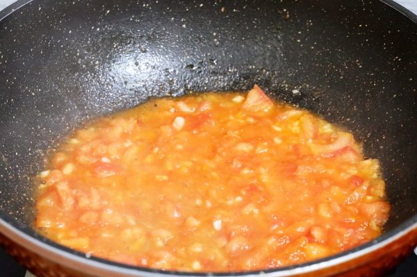 番茄金针菇烩饭