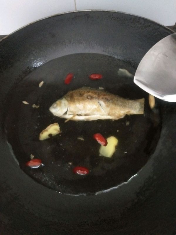 冬瓜侧鱼豆腐汤