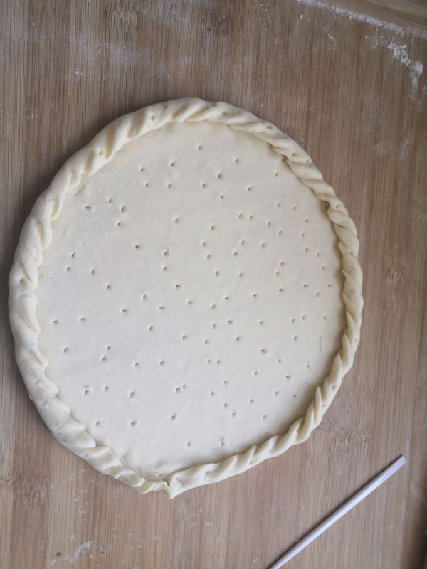 自制海鲜至尊披萨