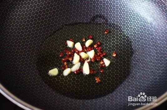 双椒肉片炒花菜的做法