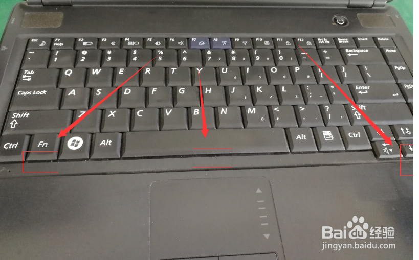 三星笔记本R458喇叭的更换方法