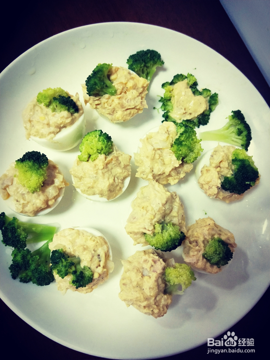 怎么做西餐鸡蛋金枪鱼创意菜?