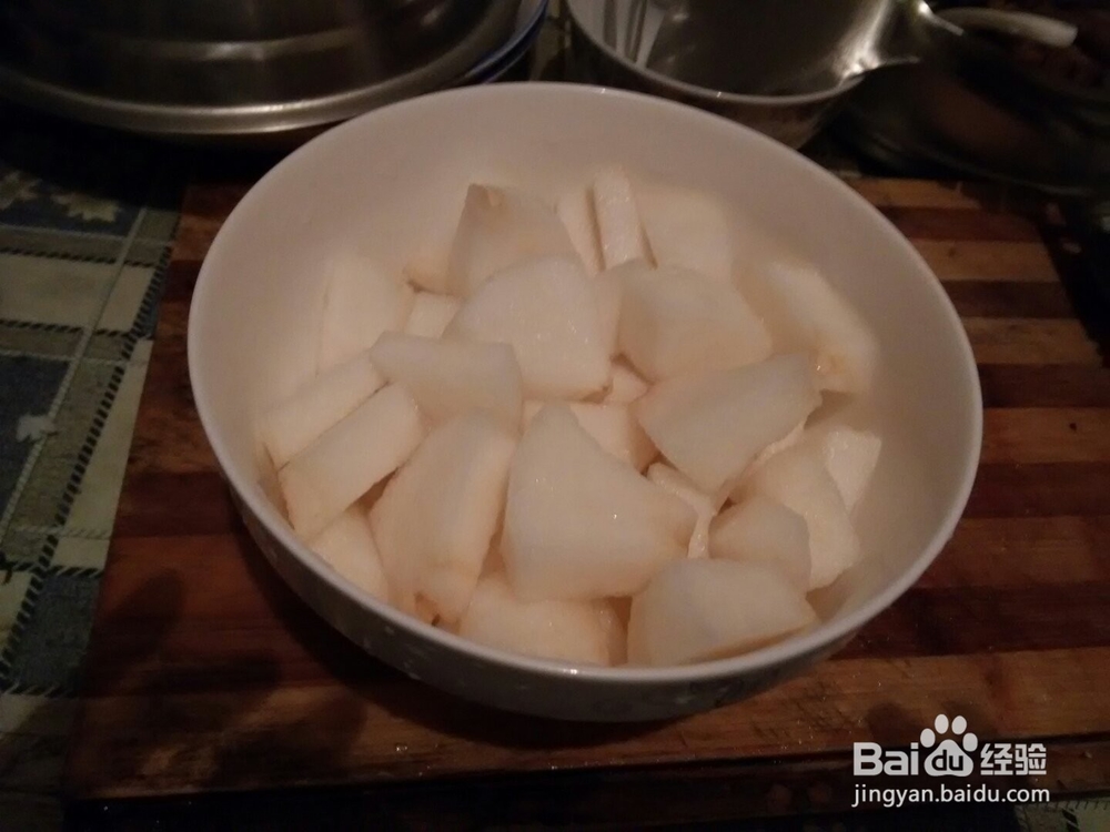如何快速简单的做冰糖雪梨