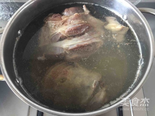 卤牛肉的家常做法