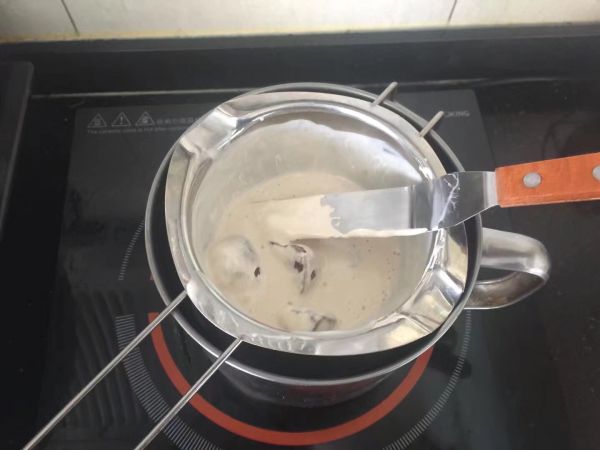 巧克力淋面蛋糕