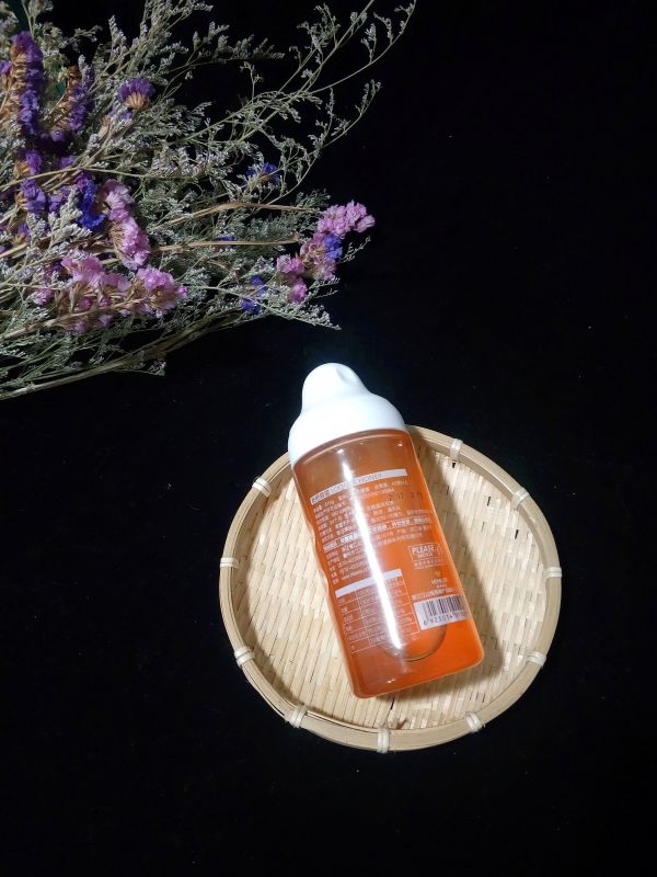 集天地之气，每一滴都凝结了枇杷的甜蜜