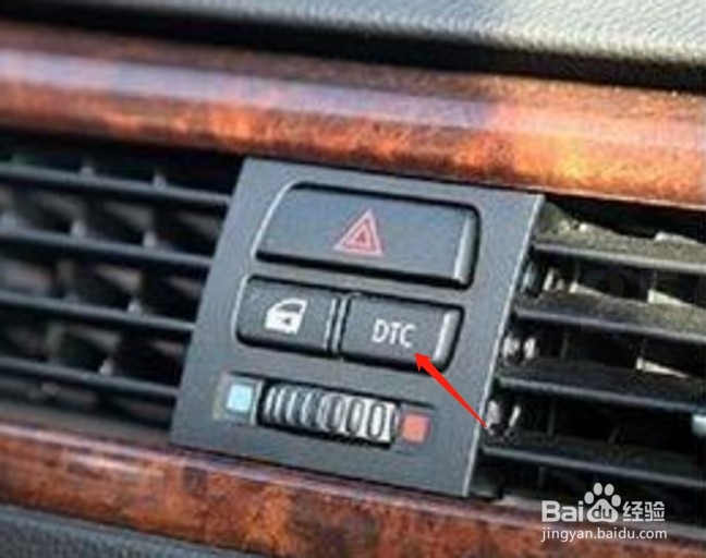 后驱车下雪天解决办法