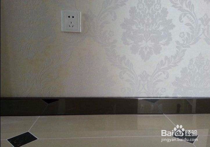 钢踢脚新型建材的不锈钢踢脚线怎么安装