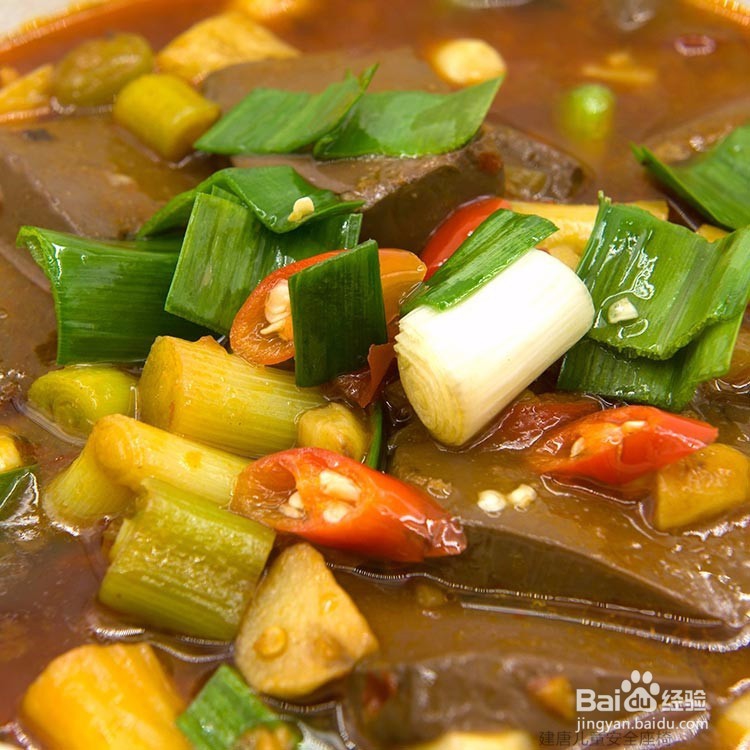 蒜香鸭血的做法