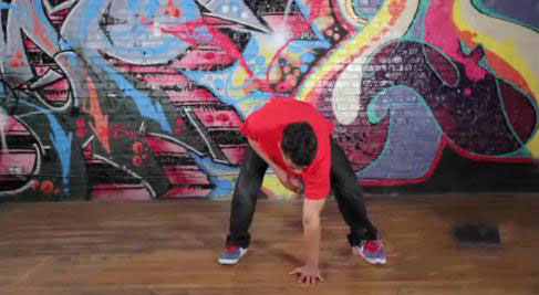 学跳breaking的旋转动作