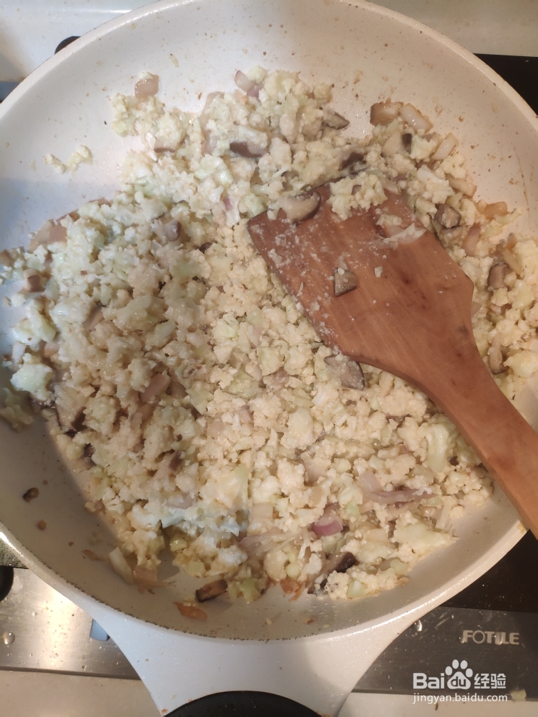 超美味的虾仁菠萝炒饭