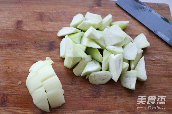 炝炒丝瓜瓤的做法