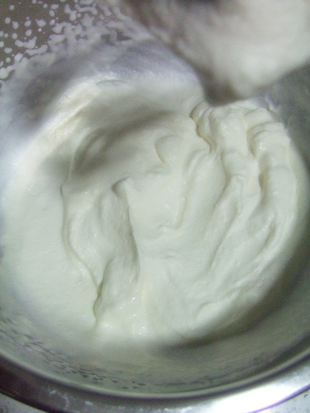 黑巧克力冰淇淋