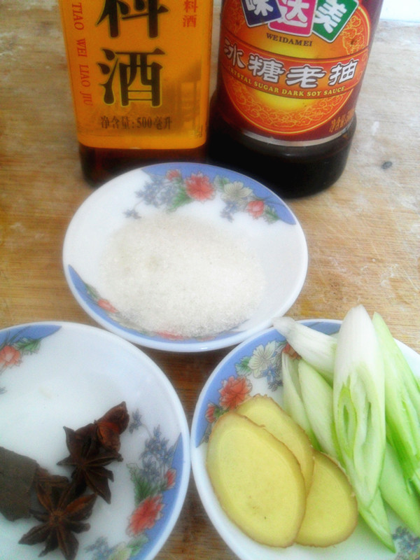 红烧肉炖小土豆