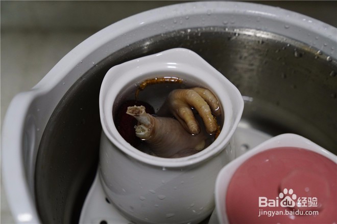 好喝的虫草红枣鸡腿汤