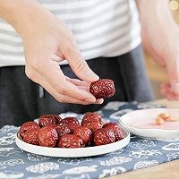 如何制作网红小吃——杏仁奶枣？