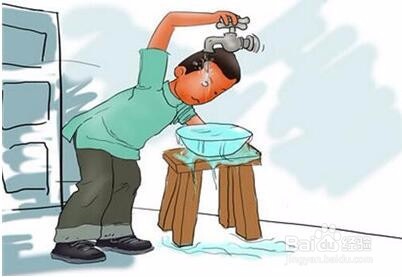 辣椒粉进眼睛怎么处理