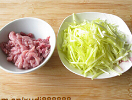 韭黄肉丝两面黄