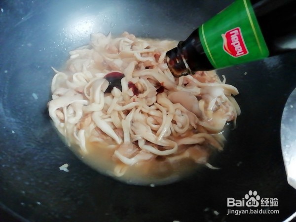 平菇炒肉的做法