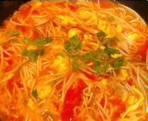 食补养生番茄鸡蛋面的做法