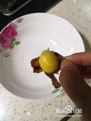 简单快速剥生栗子