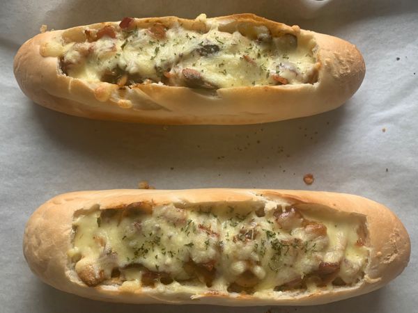 培根蘑菇法棍披萨