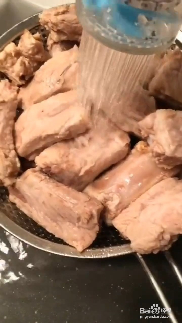 如何制作营养好喝的排骨汤