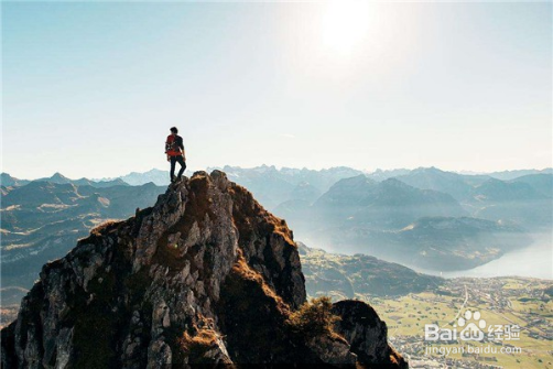 怎样避免自己成为一个狭隘的人？