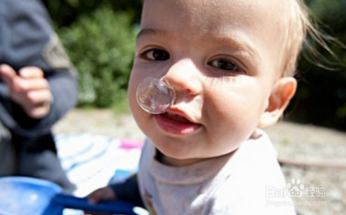 一岁的宝宝总流鼻涕怎么办