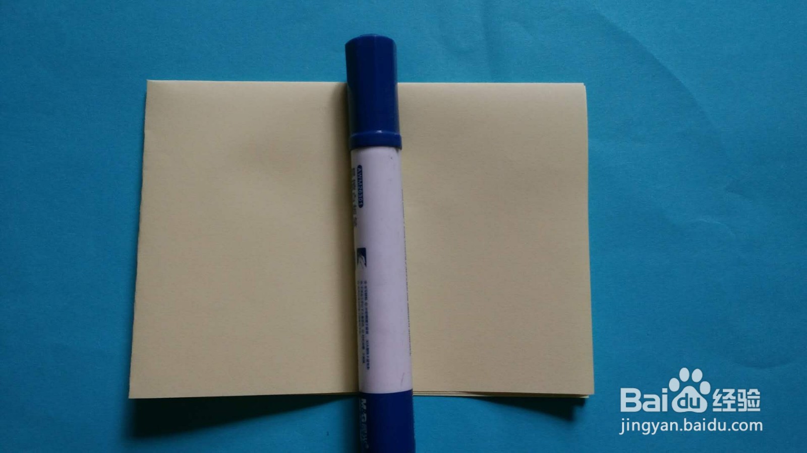 一幅完整场景的简笔画