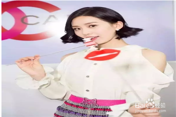 时尚穿搭攻略—今夏“露肩杀“学做时尚girl