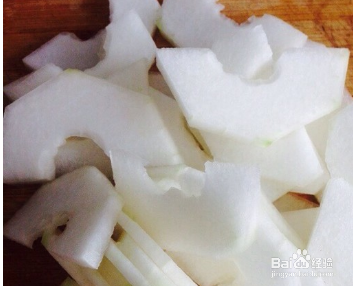冬瓜莲子绿豆枸杞汤的做法