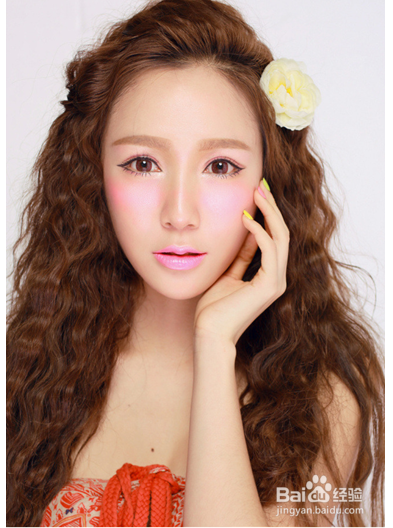 腮红真假辨别方法