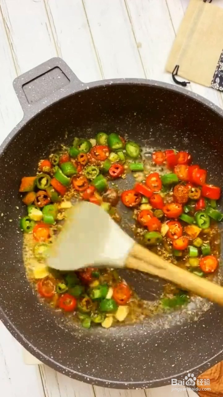 如何制作香辣椒盐土豆片