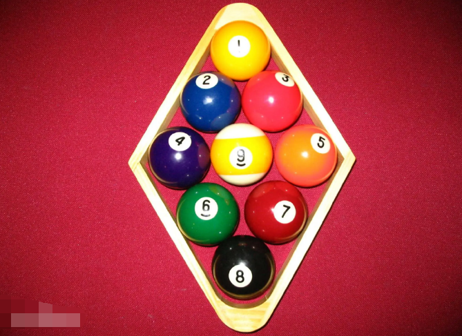 台球如何摆球