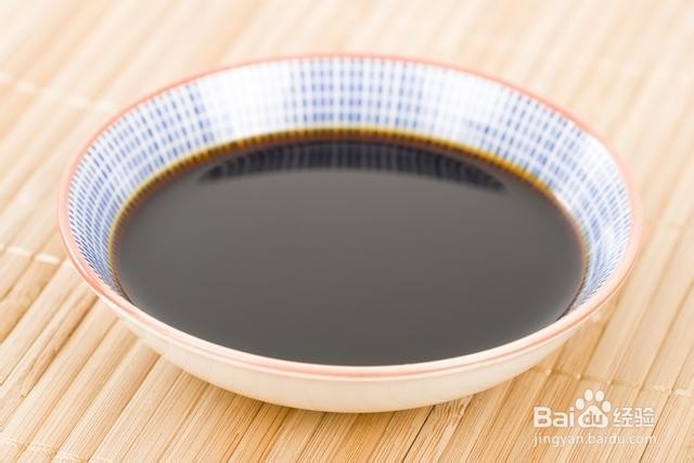 禽蛋类：枣菇蒸鸡