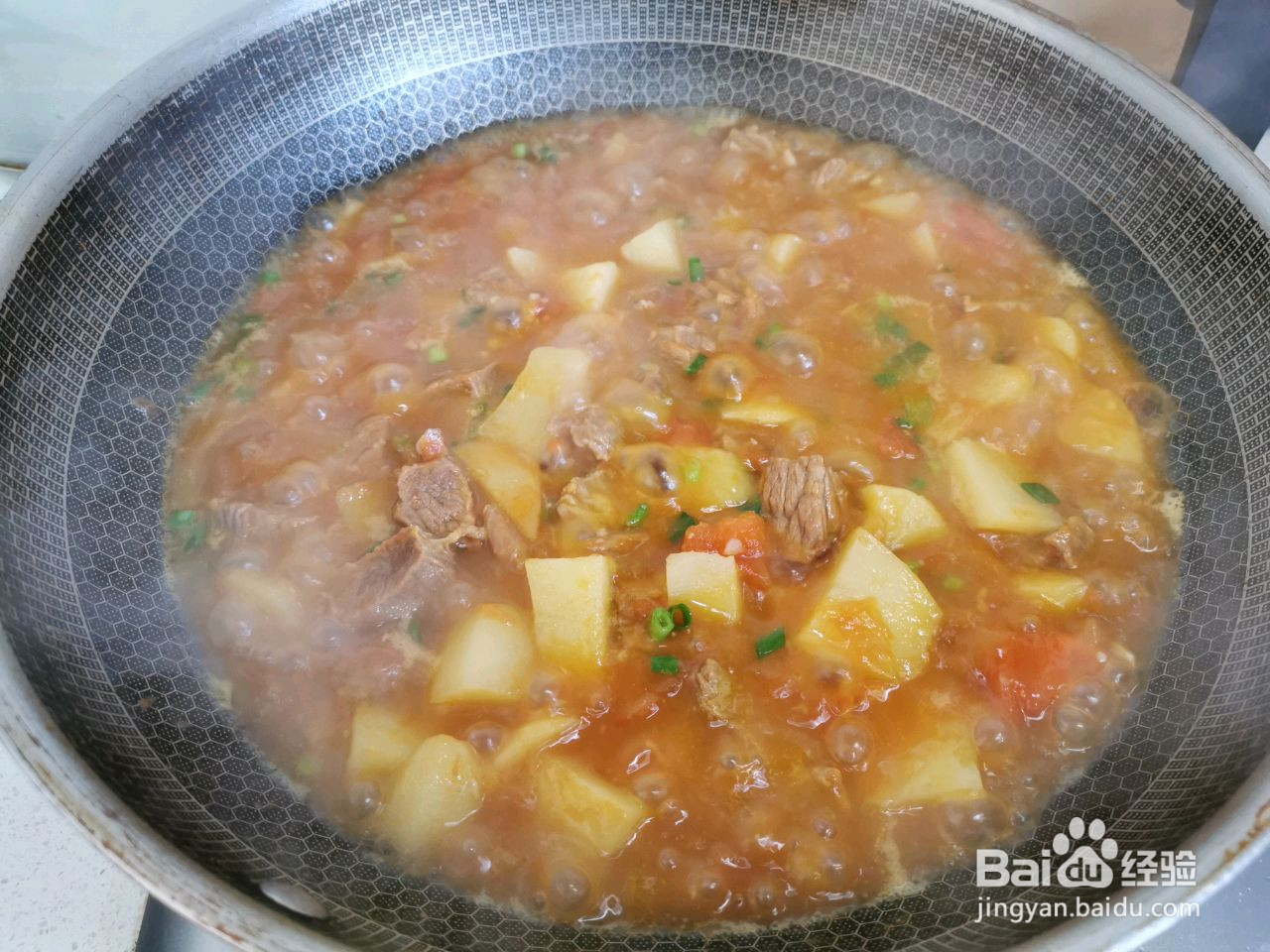 西红柿土豆烧牛腩的做法