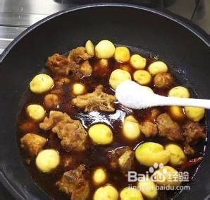 家庭小菜排骨炖土豆